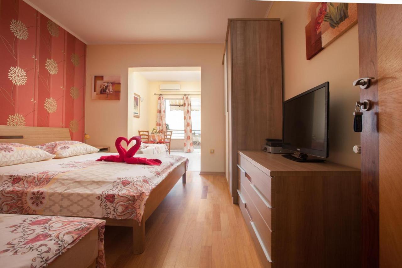 Apartments Marijan - Beachfront 투체피 외부 사진