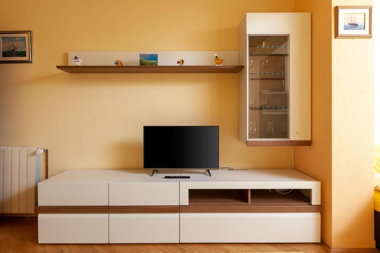 Apartments Marijan - Beachfront 투체피 외부 사진