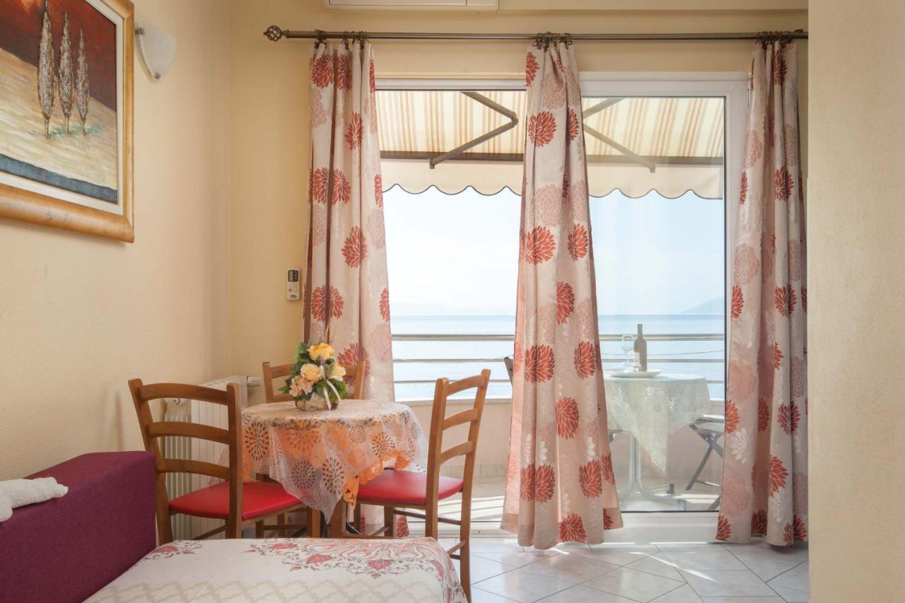 Apartments Marijan - Beachfront 투체피 외부 사진