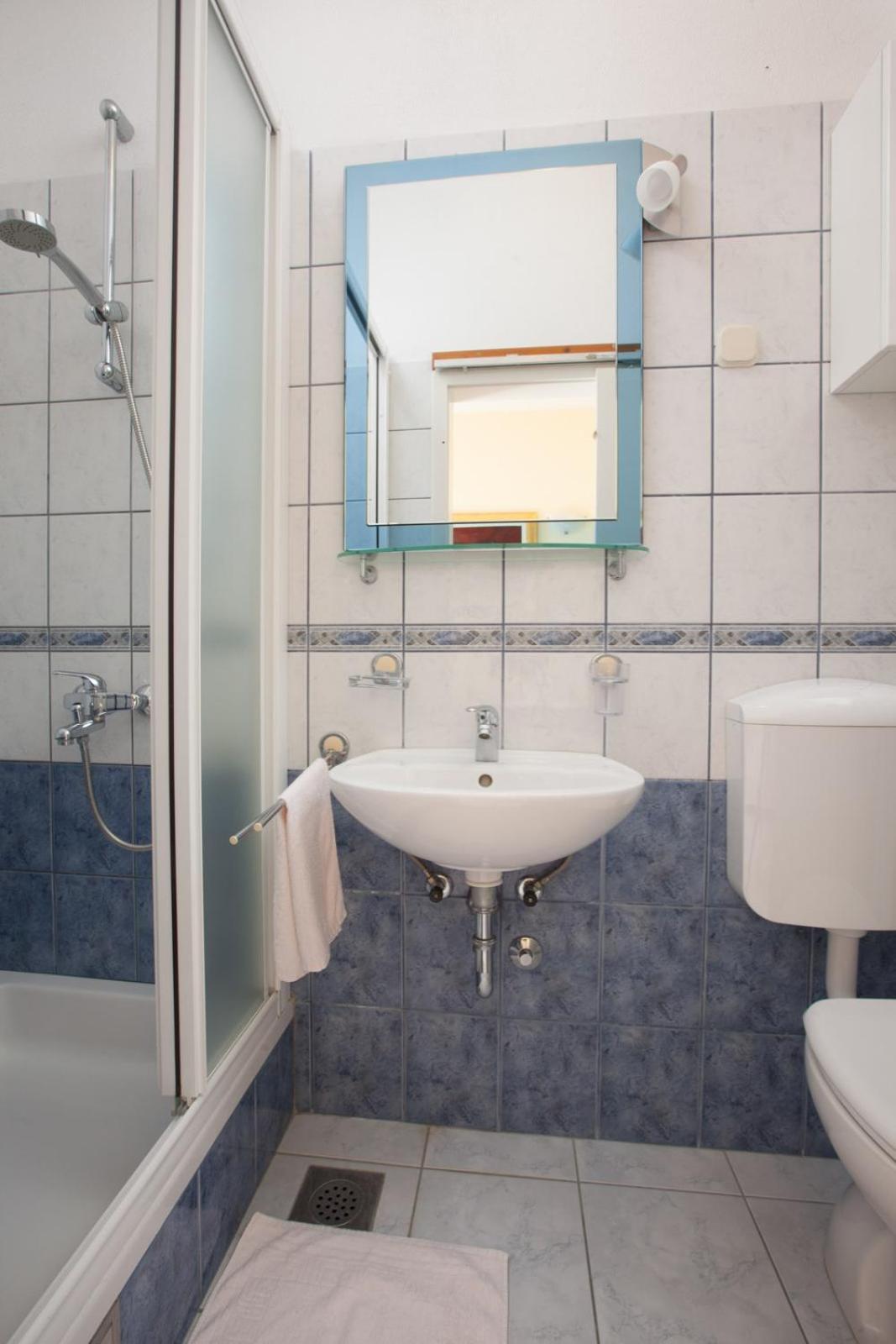 Apartments Marijan - Beachfront 투체피 외부 사진